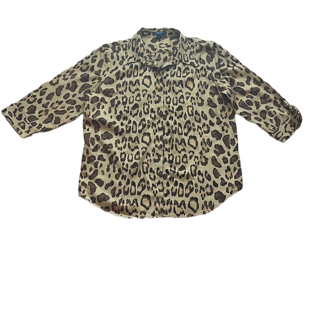 Chaps women’s button down leopard print shirt with 3/4 sleeves Size Large